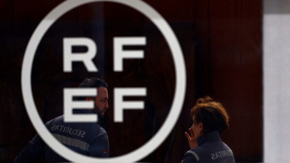 Spanish football federation sack directors linked with corruption probe