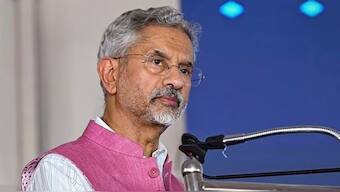 At a media event organised by a leading Indian newspaper in New Delhi, EAM Jaishankar responded to a junior Chinese dipomat, stating, ‘I think it’s in our common interest that we should not have that many forces on the LAC, it’s in our common interest that we should observe agreements that we have. And today, it’s not just in common interest. I believe it’s in China’s interest as well.’ Image: PTI