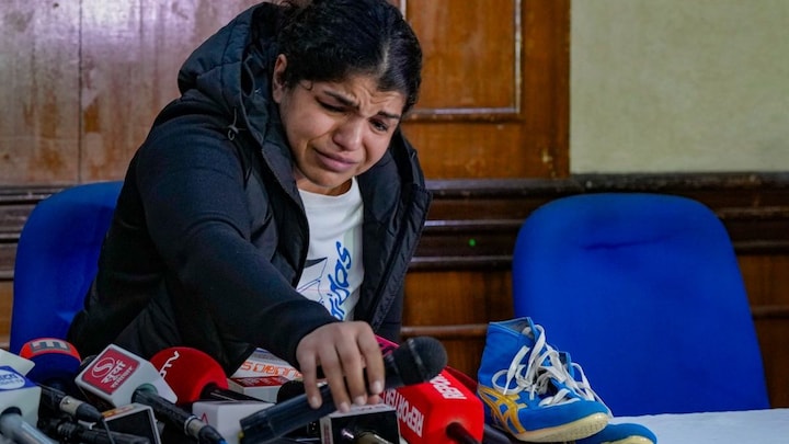 'So much mental pressure': Sakshi Malik will not return to competitive wrestling