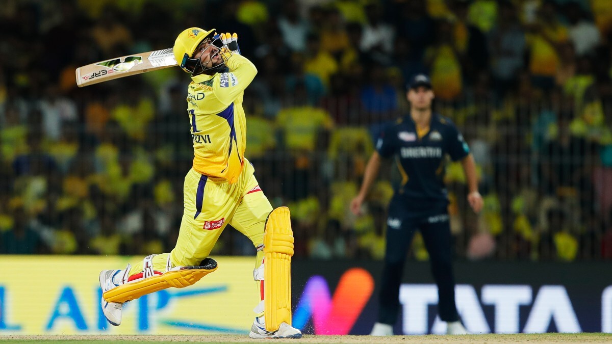 Watch: CSK's Sameer Rizvi smashes GT leg-spinner Rashid Khan for two towering sixes in maiden IPL innings