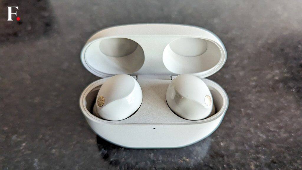 Sony WF-1000XM5 TWS Earbuds Long-term Review Buds in case-2024-03-095247eeb0e8f85ff9229339cafeaa2a