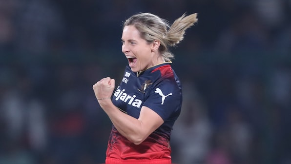 Watch: RCB spinner Sophie Molineux's strikes thrice in one over against ...