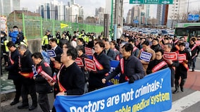South Korea: Govt orders protesting doctors back to work