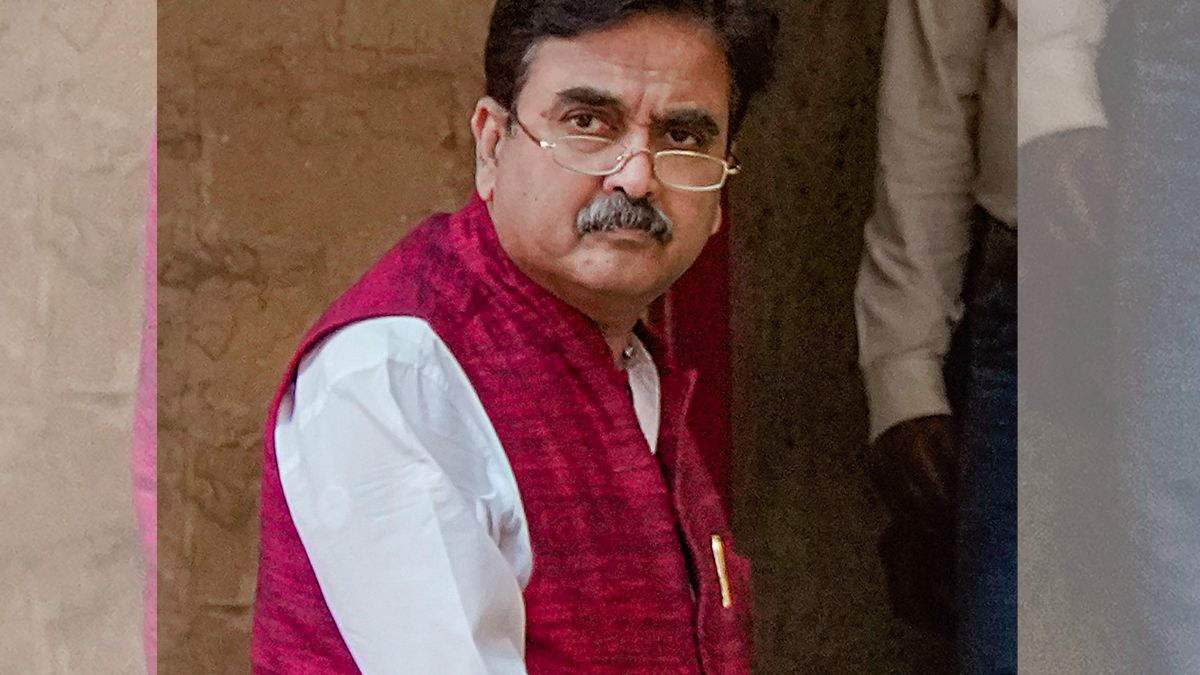 ‘What is your price, ₹10 lakh?: Ex-judge, BJP candidate on Mamata; TMC files complaint with EC ‘What is your price, ₹10 lakh?: Ex-judge, BJP candidate on Mamata; TMC files complaint with EC