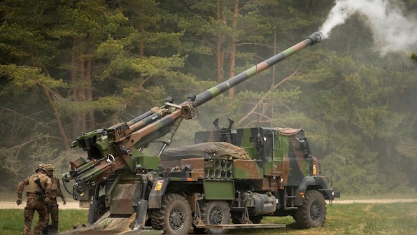 Russia-Ukraine war: France to deliver 78 howitzers to Kyiv's, says defence minister