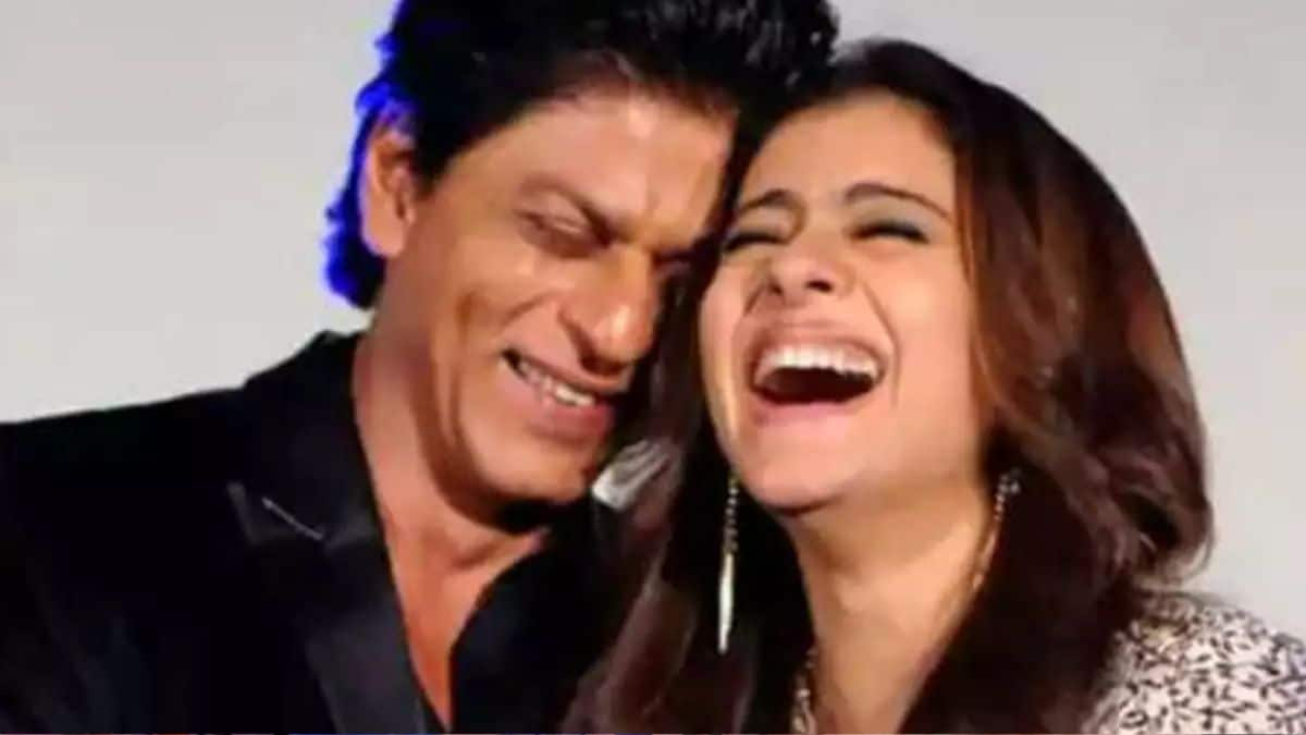 WATCH: When Shah Rukh Khan told a cab driver how he was eloping with Kajol to get married