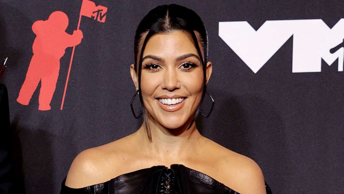 Kourtney Kardashian comes out as 'autosexual'; here's what it means Kourtney Kardashian comes out as 'autosexual'; here's what it means