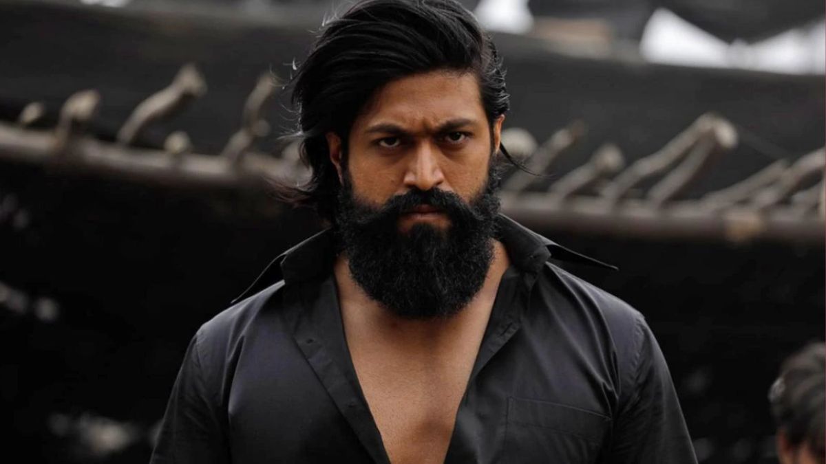 'KGF' star Yash to be paid Rs 150 crore for Ranbir Kapoor's 'Ramayan', becomes the highest-paid villain in India: Report 'KGF' star Yash to be paid Rs 150 crore for Ranbir Kapoor's 'Ramayan', becomes the highest-paid villain in India: Report