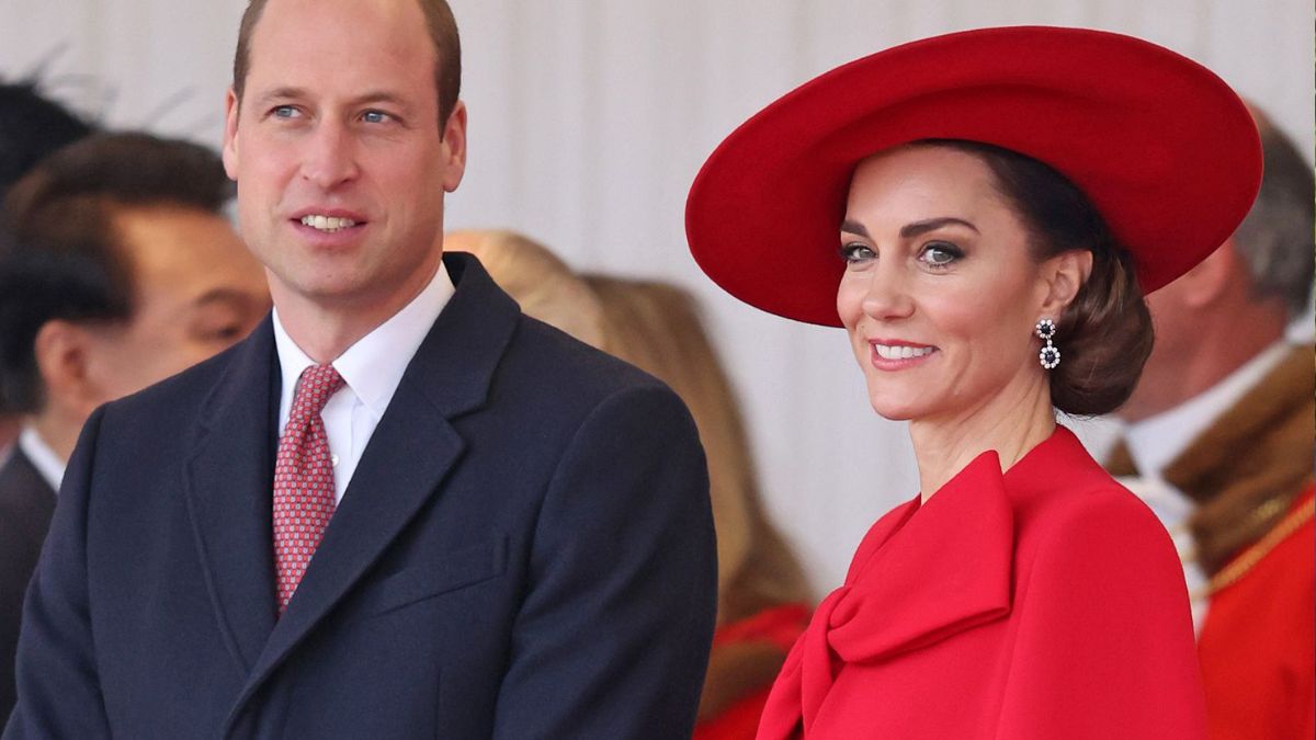 Prince William dealing with ‘underlying anxiety’ after wife Kate Middleton's cancer diagnosis Prince William dealing with ‘underlying anxiety’ after wife Kate Middleton's cancer diagnosis