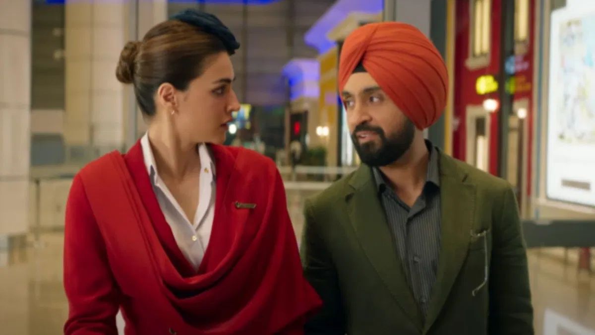 Diljit Dosanjh and Kriti Sanon to have a steamy intimate scene in their upcoming film 'Crew': Report Diljit Dosanjh and Kriti Sanon to have a steamy intimate scene in their upcoming film 'Crew': Report