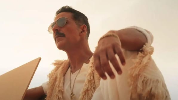 WATCH: Video of Akshay Kumar shooting 'Bade Miyan Chote Miyan' song Wallah Habibi in Jordon goes viral; fans say 'It's giving Teri Ore vibes'