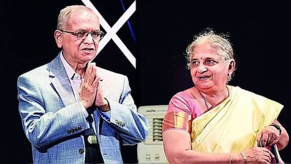 Narayan Murthy has a net-worth of over Rs 36000 crore, yet Sudha Murthy hasn't bought a new saree in 30 years
