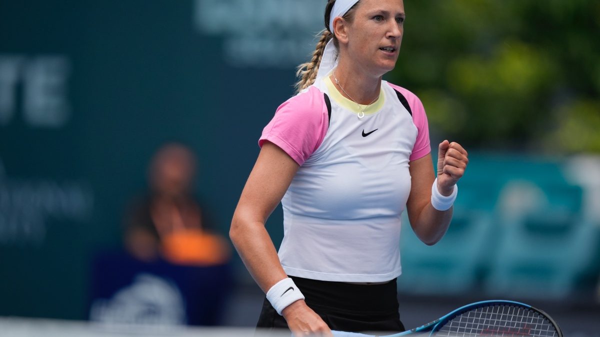 Victoria Azarenka beat Yulia Putintseva in a match that was halted for 40 minutes due to a power outage in Miami. AP Victoria Azarenka beat Yulia Putintseva in a match that was halted for 40 minutes due to a power outage in Miami. AP