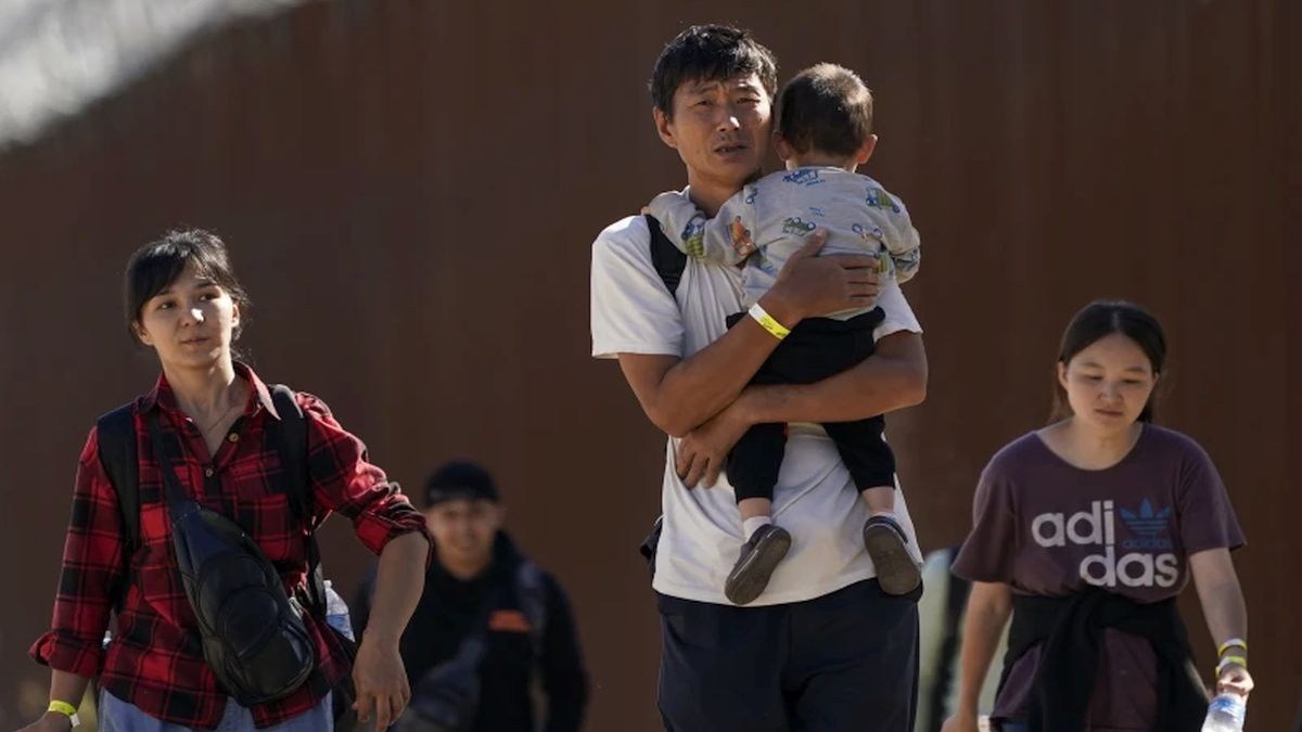 Slowing economy forces more Chinese citizens into Malaysia, US and other places Slowing economy forces more Chinese citizens into Malaysia, US and other places