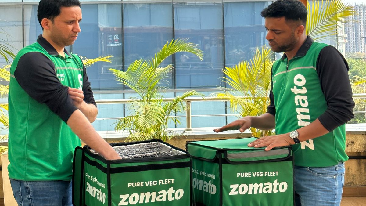 Zomato’s ‘pure veg’ fleet: Is India a predominantly vegetarian nation? Zomato’s ‘pure veg’ fleet: Is India a predominantly vegetarian nation?