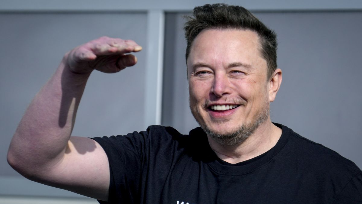 Tesla CEO Elon Musk waves as he leaves the Tesla Gigafactory for electric cars after a visit in Gruenheide near Berlin, Germany, on 13 March. In an interview with CNN, Musk opened up about his use of prescription ketamine. AP Tesla CEO Elon Musk waves as he leaves the Tesla Gigafactory for electric cars after a visit in Gruenheide near Berlin, Germany, on 13 March. In an interview with CNN, Musk opened up about his use of prescription ketamine. AP