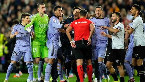 Real Madrid's Bellingham Red Carded For Arguing With Referee In 