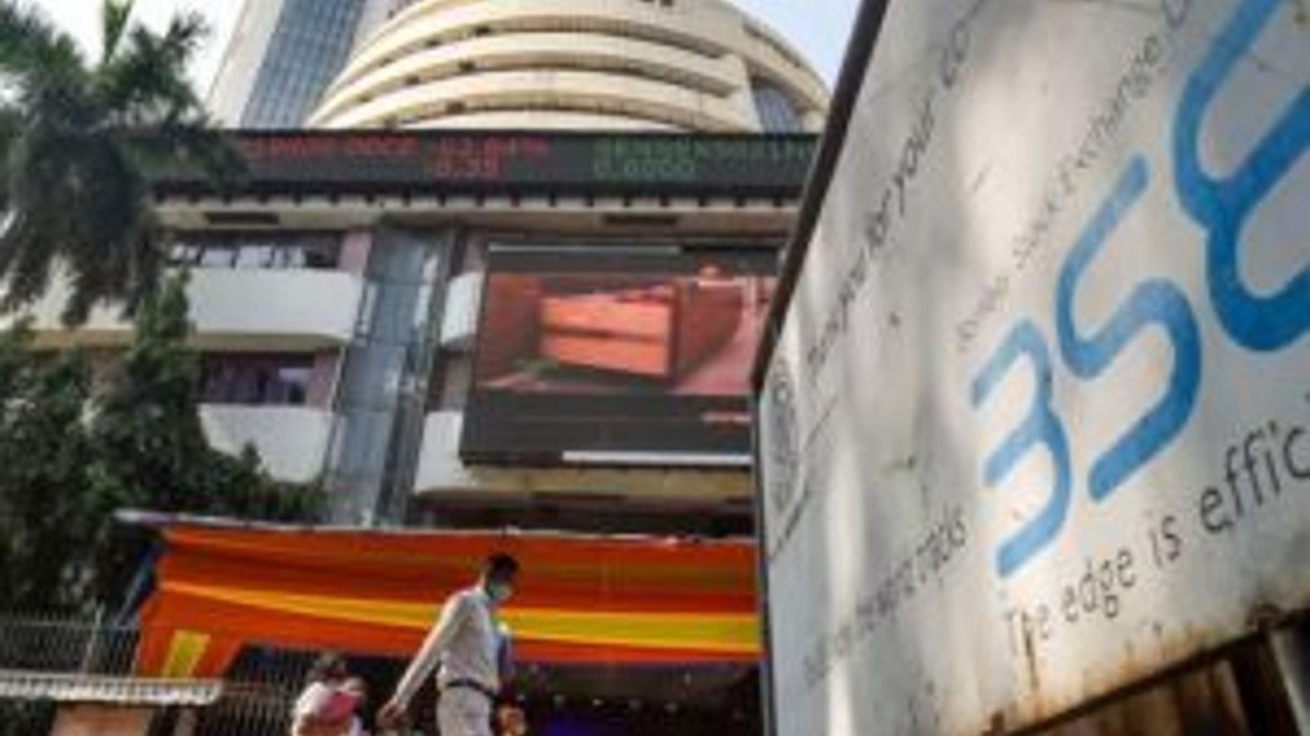 Stock market today: GIFT Nifty suggests flat start; Shares of JSW Infra, GE Power, JM Financial, Amara Raja Energy in focus Stock market today: GIFT Nifty suggests flat start; Shares of JSW Infra, GE Power, JM Financial, Amara Raja Energy in focus