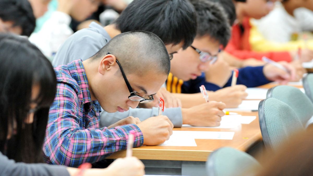 High school students studying at a school in Taipei. This month schools will be offering mental health leave to students as part of a trial. File photo/AFP High school students studying at a school in Taipei. This month schools will be offering mental health leave to students as part of a trial. File photo/AFP