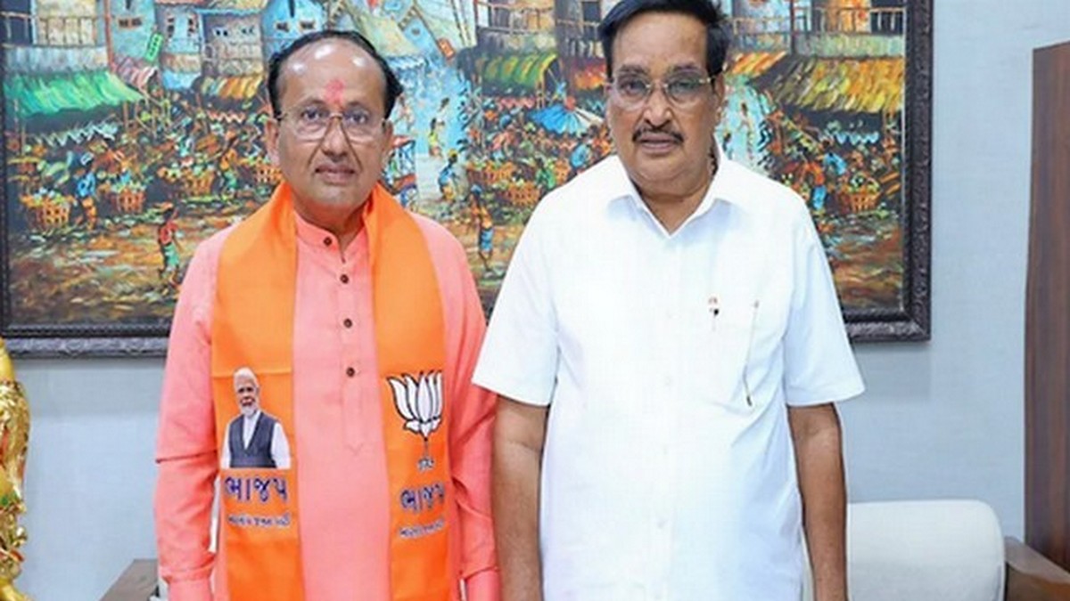 BJP's Mukesh Dalal and its Gujarat party chief CR Paatil. ANI BJP's Mukesh Dalal and its Gujarat party chief CR Paatil. ANI