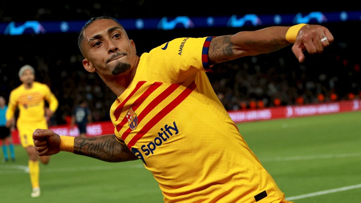 UEFA Champions League: Raphinha Scores Brace As Barcelona Beat PSG 3-2 ...