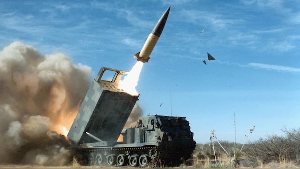 US sends long-range missiles to Ukraine secretly. What are ATACMS, can they hit targets in Russia?