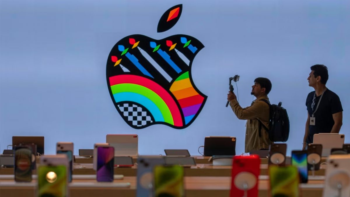 Apple planning to make camera modules in India, Cupertino in talks with Tata, Murugappa group Apple planning to make camera modules in India, Cupertino in talks with Tata, Murugappa group