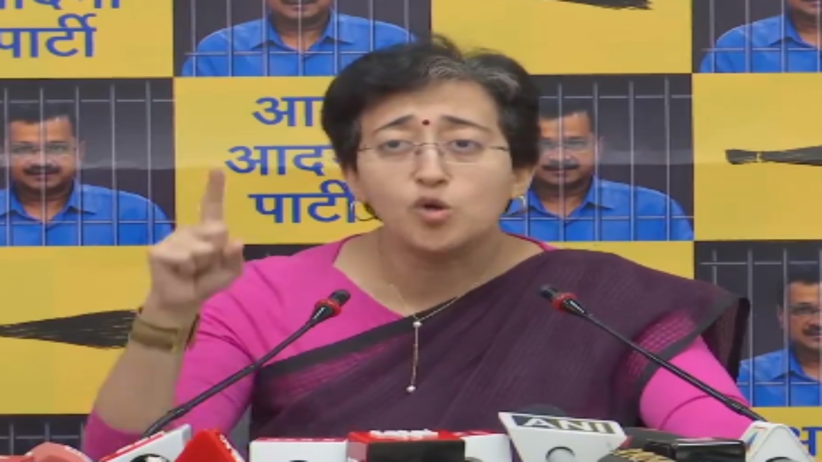 'Govt officers have stopped attending meetings': AAP says conspiracy being hatched to impose President's rule in Delhi 'Govt officers have stopped attending meetings': AAP says conspiracy being hatched to impose President's rule in Delhi