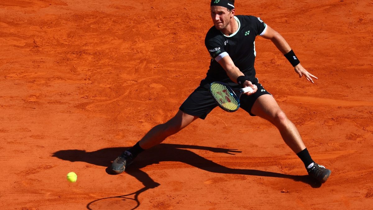 Barcelona Open: Casper Ruud, Stefanos Tsitsipas Qualify For Quarter ...