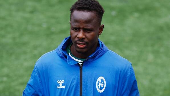 Racially abused goalkeeper suspended for confronting fans in Spain, team forfeits game