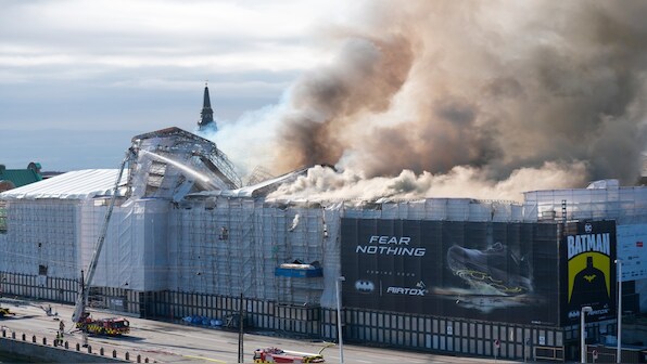 Massive fire rages Copenhagen’s 17th-century Stock Exchange building ...