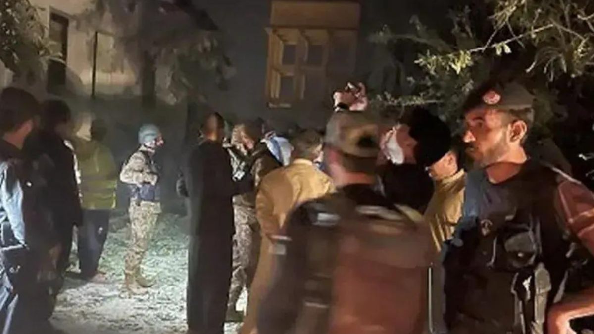 Representatives from several administrative divisions either denied knowing about the Hindu temple's existence or asserted that the building was proceeding in compliance with the law Representatives from several administrative divisions either denied knowing about the Hindu temple's existence or asserted that the building was proceeding in compliance with the law