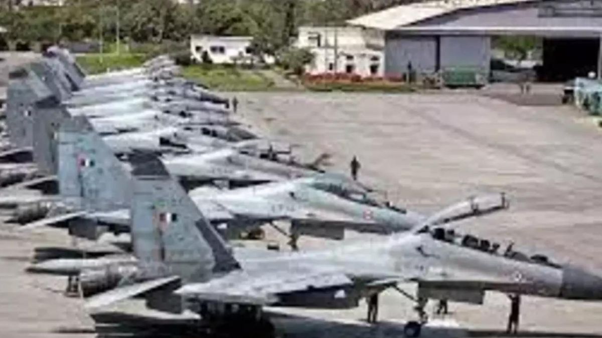 The final two Su-30MKI units built under a prior order in 2021 were just delivered to the IAF Image Courtesy Agencies The final two Su-30MKI units built under a prior order in 2021 were just delivered to the IAF Image Courtesy Agencies
