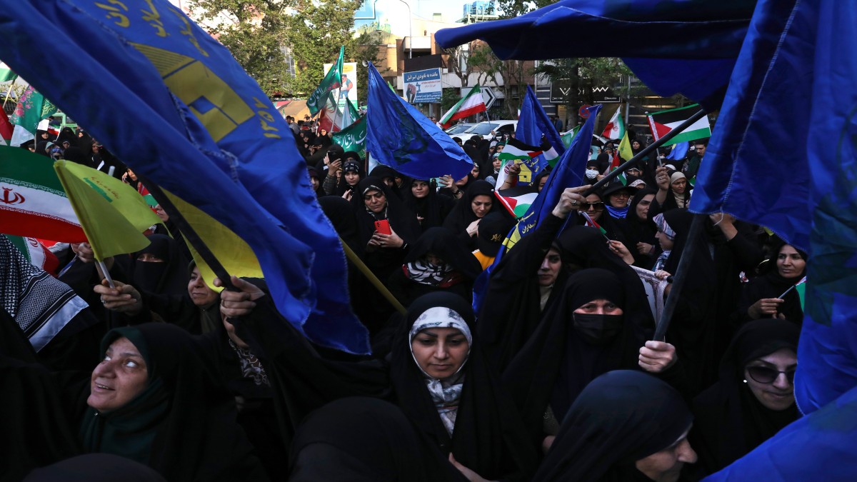 Israel's military chief says that Israel will respond to Iran's weekend missile attack Israel's military chief says that Israel will respond to Iran's weekend missile attack