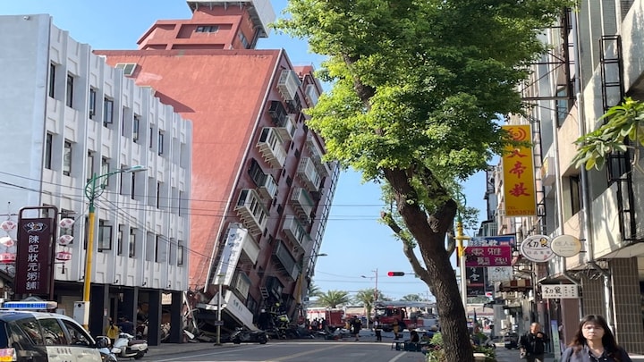 Taiwan Earthquake Triggers Tsunami Warning: Latest Updates