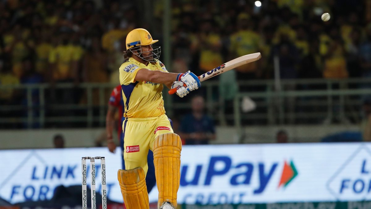 MS Dhoni, the batter, back with a bang as CSK leave Vizag with confidence despite defeat MS Dhoni, the batter, back with a bang as CSK leave Vizag with confidence despite defeat