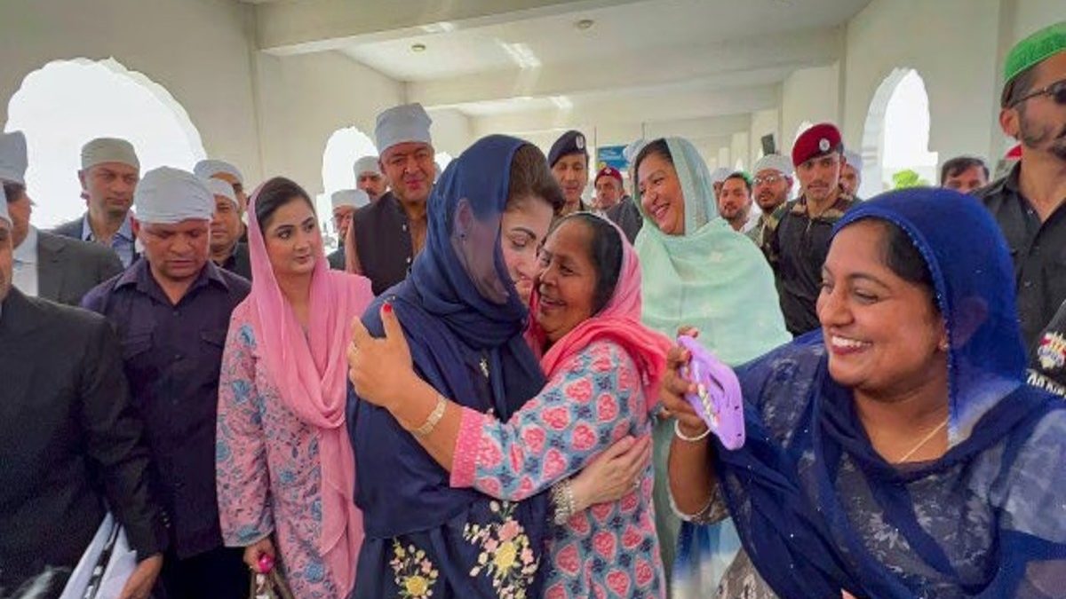 Pakistan Punjab's Chief Minister Maryam Nawaz with Sikh devotees at Kartarpur Sahib on Thursday. (PTI) Pakistan Punjab's Chief Minister Maryam Nawaz with Sikh devotees at Kartarpur Sahib on Thursday. (PTI)
