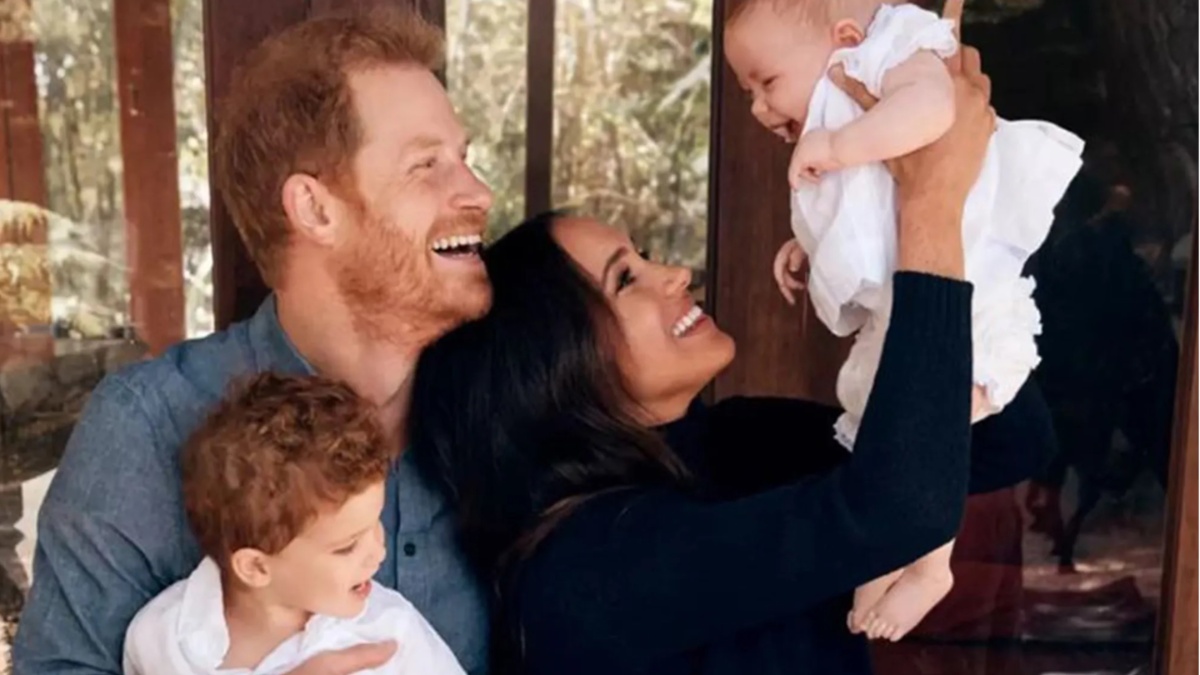 Meghan Markle worried her children may blame her for depriving them of a ‘Royal’ life Meghan Markle worried her children may blame her for depriving them of a ‘Royal’ life