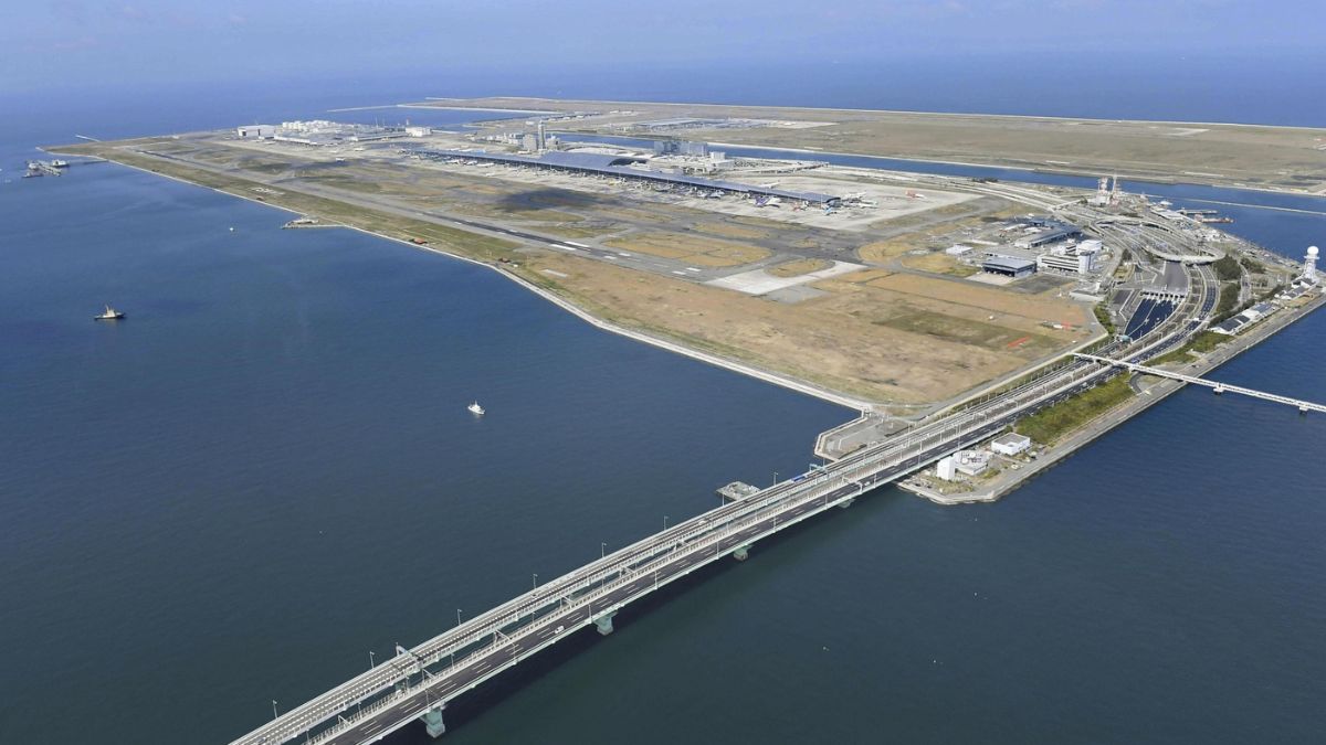 In 30 years, this airport hasn't lost a single piece of luggage