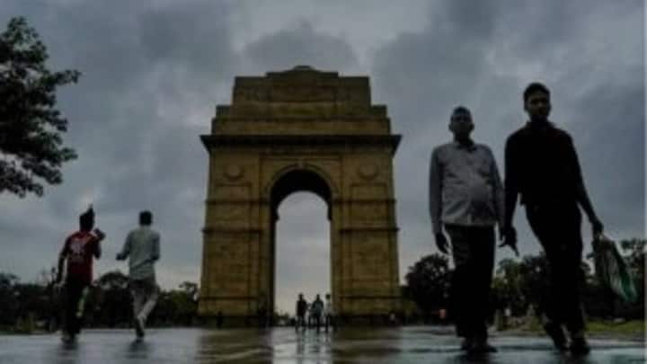 Weather report: Wet weekend ahead for northern states while south India heats up