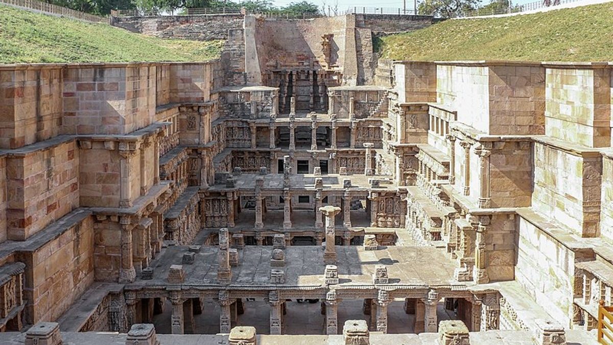 One of India’s finest step-wells, Rani-Ki-Vav at Patan. Image: Wikimedia Commons One of India’s finest step-wells, Rani-Ki-Vav at Patan. Image: Wikimedia Commons