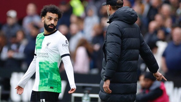 Watch: Mohamed Salah, Jurgen Klopp in touchline row after Liverpool title blow