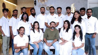 Anooja Bashir (CEO & Co-founder), Vinod Chacko (Founder), Binu Mathew (CFO) along with the team