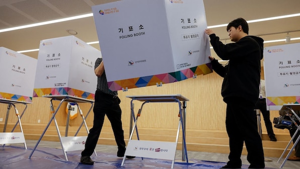 What links Dior, doctors and onions? South Korea's election. Here's how