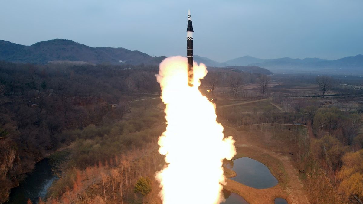 North Korea sends delegation to Iran first time in 5 years, stokes arms trade concerns North Korea sends delegation to Iran first time in 5 years, stokes arms trade concerns