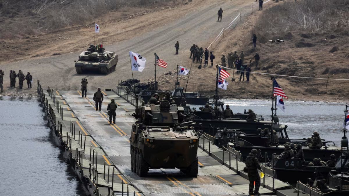South Korean Anti-Aircraft Gun Wheeled Vehicle System participates in the joint river-crossing exercise conducted for South Korean and US soldiers in Yeoncheon, Gyeonggi province, South Korea, 20 March 2024. JEON HEON-KYUN/Pool via REUTERS/File Photo South Korean Anti-Aircraft Gun Wheeled Vehicle System participates in the joint river-crossing exercise conducted for South Korean and US soldiers in Yeoncheon, Gyeonggi province, South Korea, 20 March 2024. JEON HEON-KYUN/Pool via REUTERS/File Photo