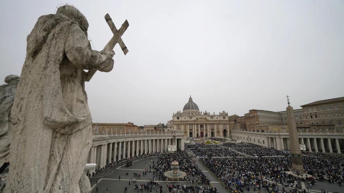 A view of St. Peter's Square at The Vatican. Source: File / AP A view of St. Peter's Square at The Vatican. Source: File / AP