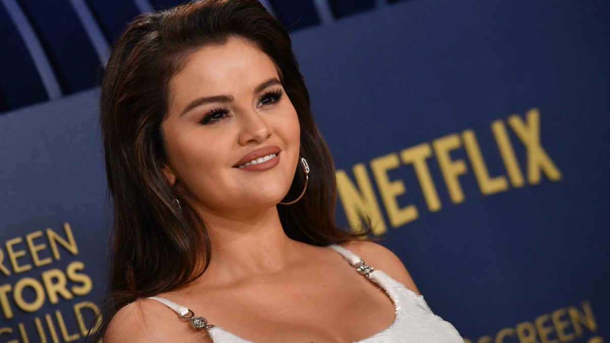 Selena Gomez on quitting Instagram: 'I felt like it was the most rewarding gift I gave myself' Selena Gomez on quitting Instagram: 'I felt like it was the most rewarding gift I gave myself'