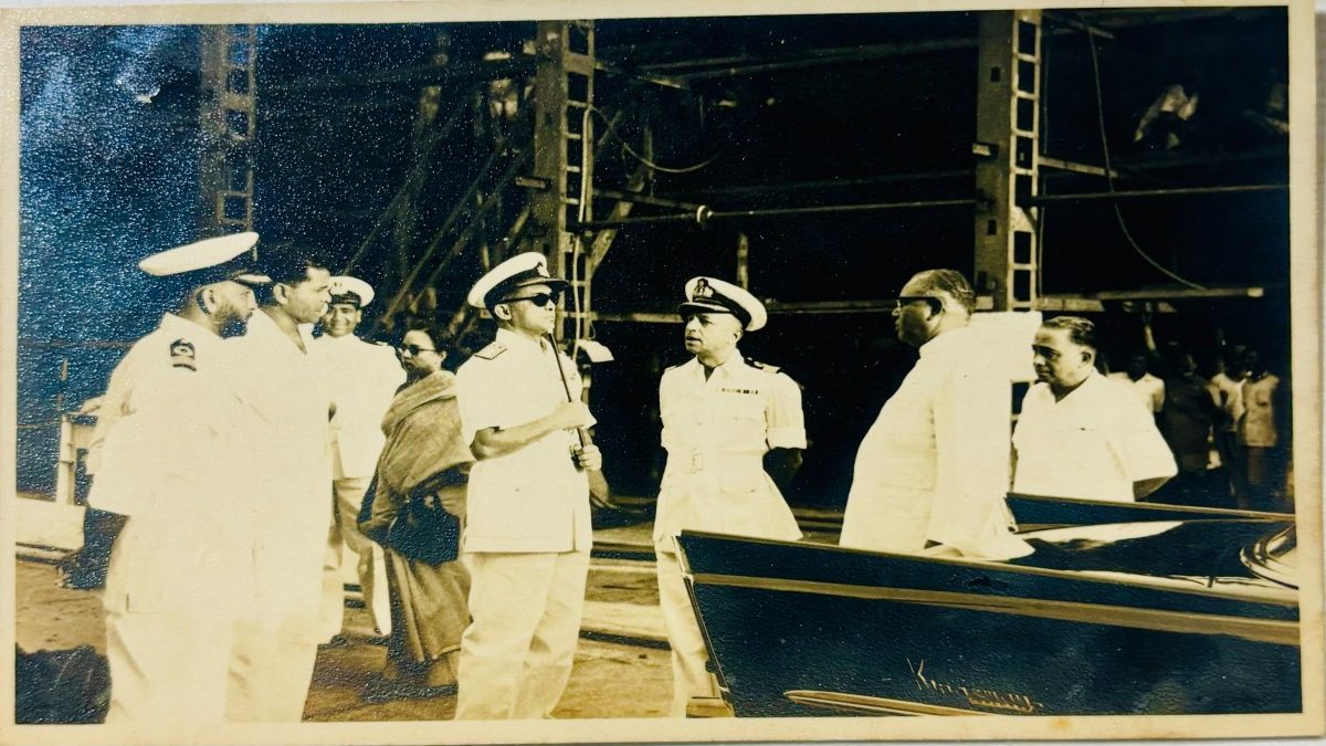 Vice Admiral RD Katari visiting HSL and reviewing Dhruvak. Commodore Heble is to his right Vice Admiral RD Katari visiting HSL and reviewing Dhruvak. Commodore Heble is to his right