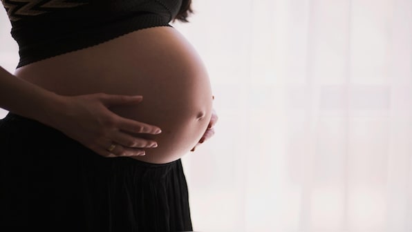 Can pregnancy cause women to age faster?